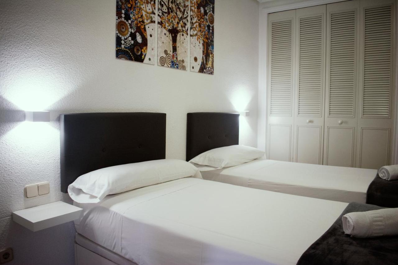 Hostal Artico Мадрид Екстер'єр фото